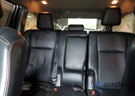 2018 Toyota Highlander Se from USA, damaged, VIN 5TDJZRFH3JS528657